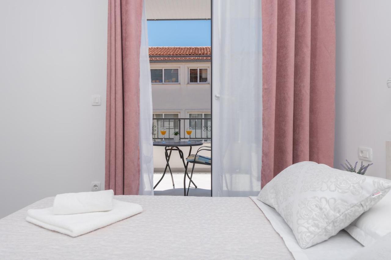 Apartments Petrusic Μακάρσκα Εξωτερικό φωτογραφία