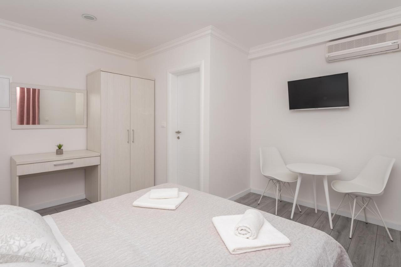 Apartments Petrusic Μακάρσκα Εξωτερικό φωτογραφία