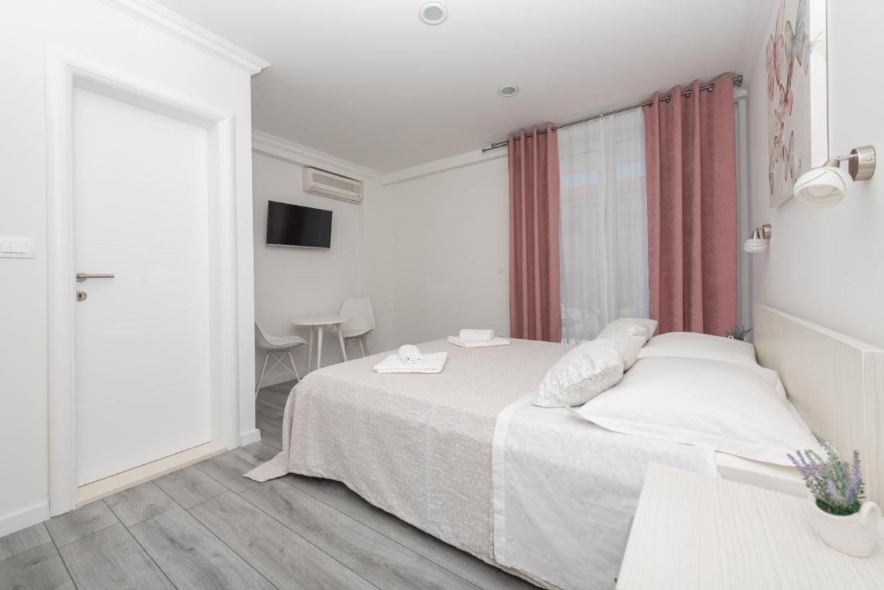 Apartments Petrusic Μακάρσκα Εξωτερικό φωτογραφία