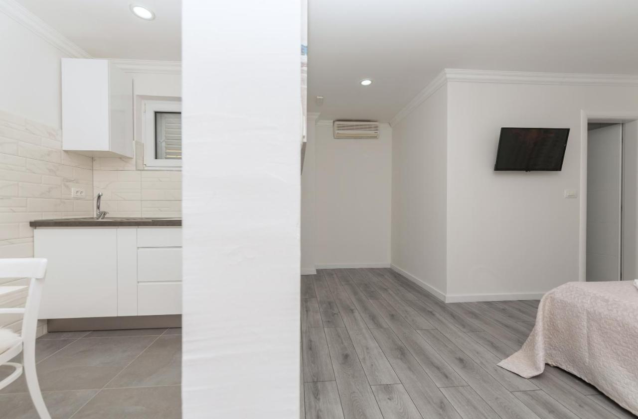 Apartments Petrusic Μακάρσκα Εξωτερικό φωτογραφία