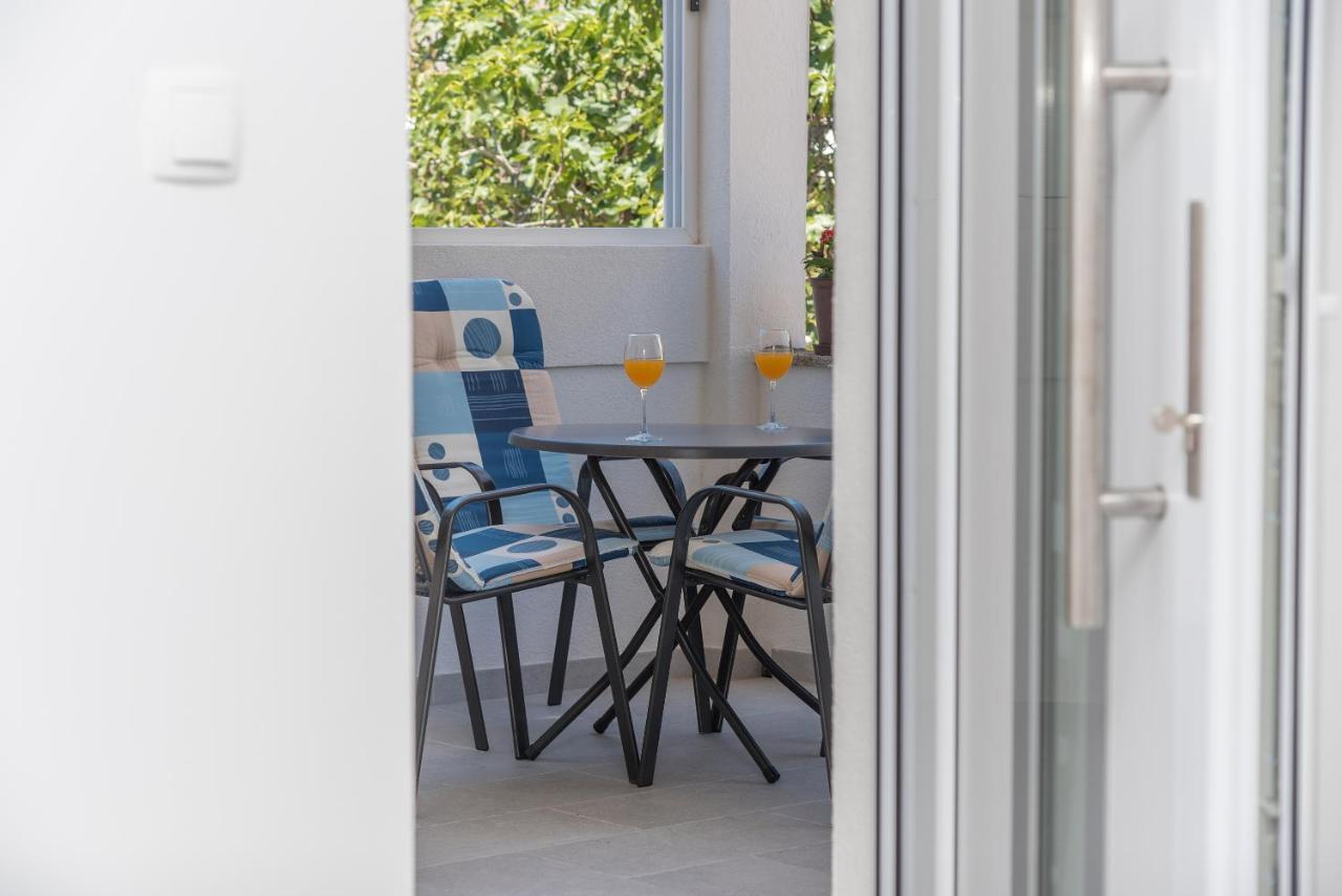 Apartments Petrusic Μακάρσκα Εξωτερικό φωτογραφία